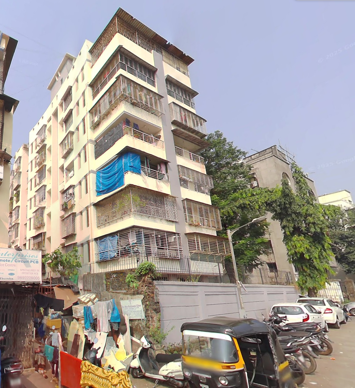 2 BHK Flats for Sale in Prem Mayurasan, Bandra West