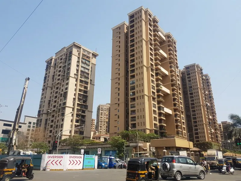 Raheja Classique for rent
