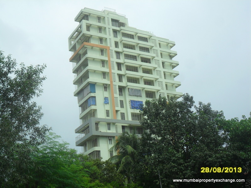 2 BHK Unfurnished in Raj Castle , Malad West