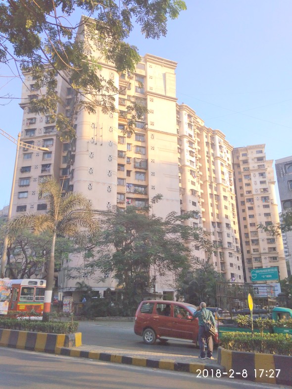 3 BHK RNA Heights for Rent in Andheri East