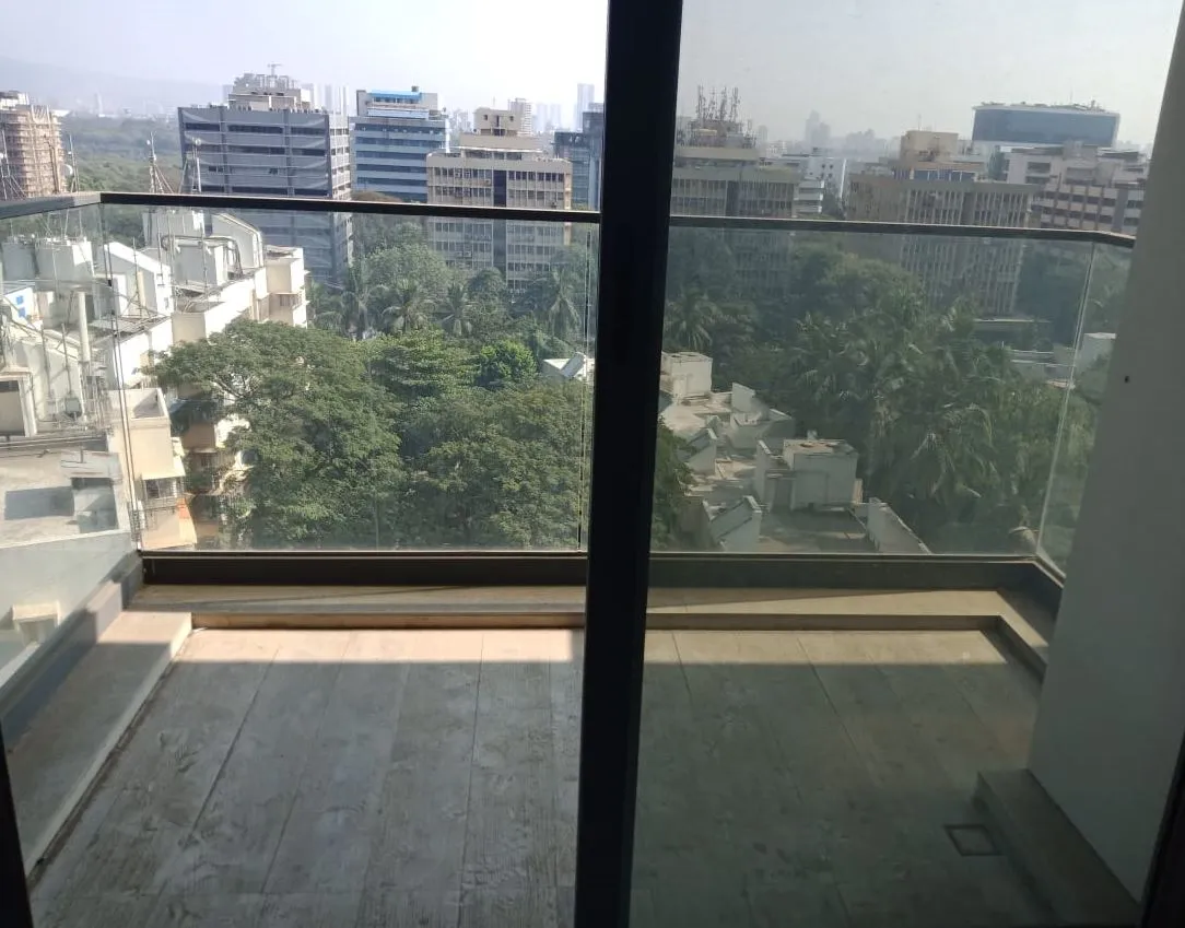 3½ BHK Flats on Rent in Rustomjee Seasons, Bandra East