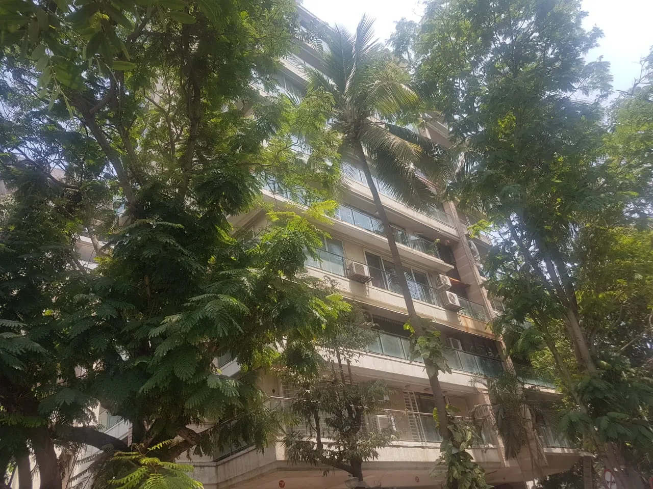 2 BHK Flats on Rent in Sai Krupa, Juhu