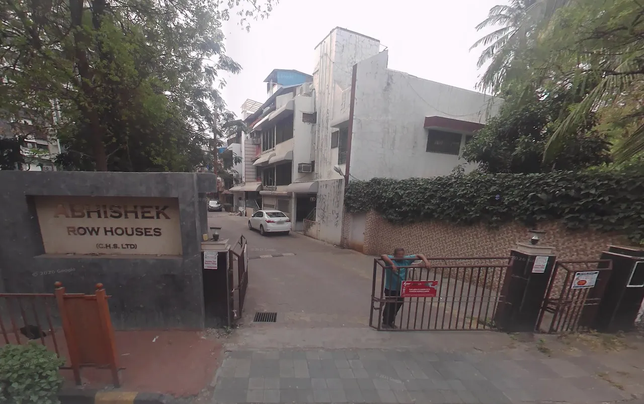 1 - Juhu Abhishek Row House, Andheri West