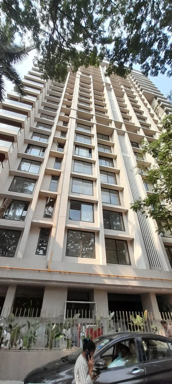 7 - Antariksh Ace, Bandra East