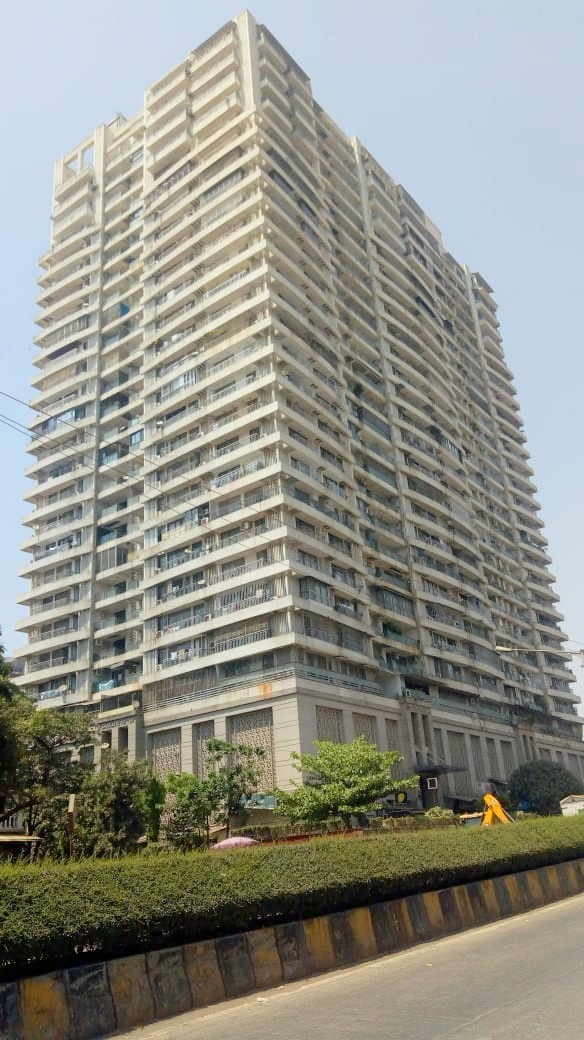 5 BHK Semi Furnished in Satellite Tower , Goregaon East