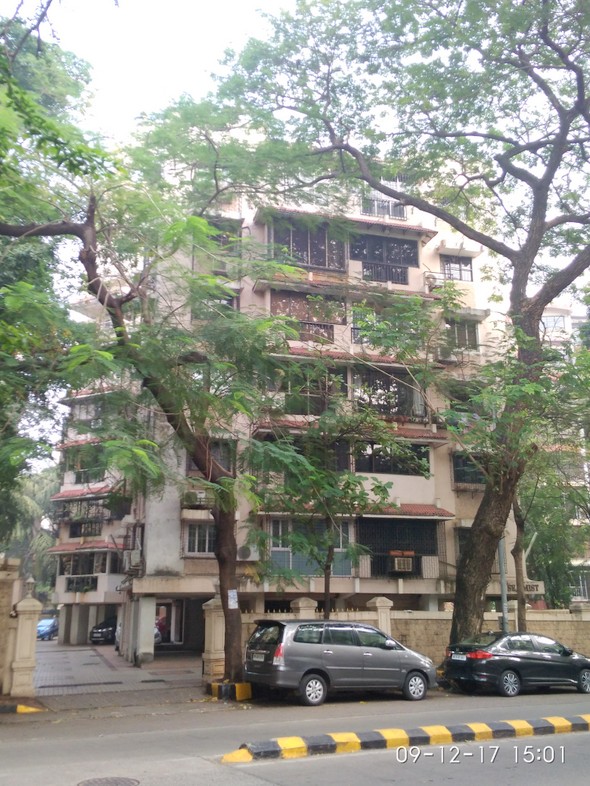 4 BHK Semi Furnished in Sea Mist , Bandra West