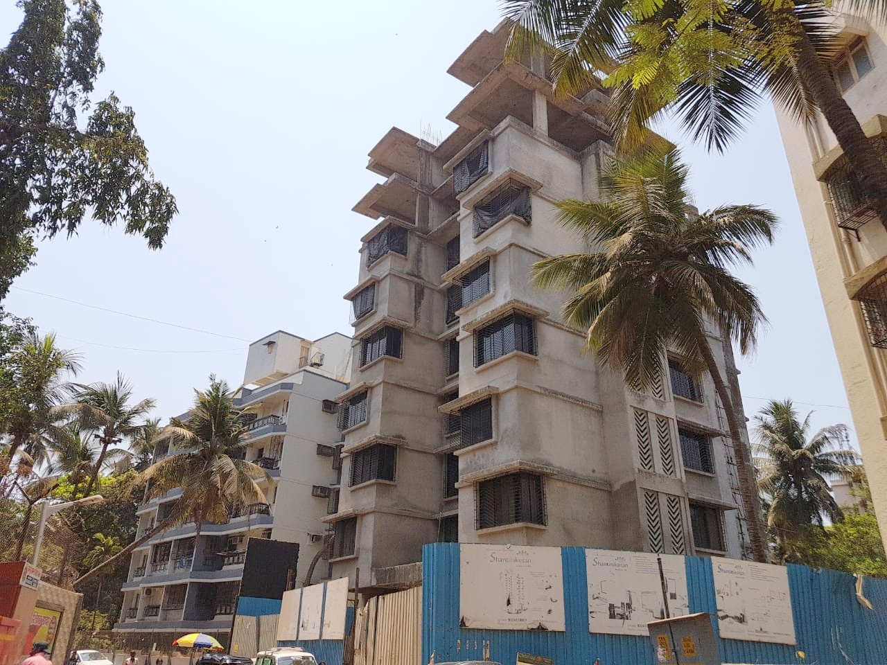 3 BHK Semi Furnished in Shantiniketan , Andheri West