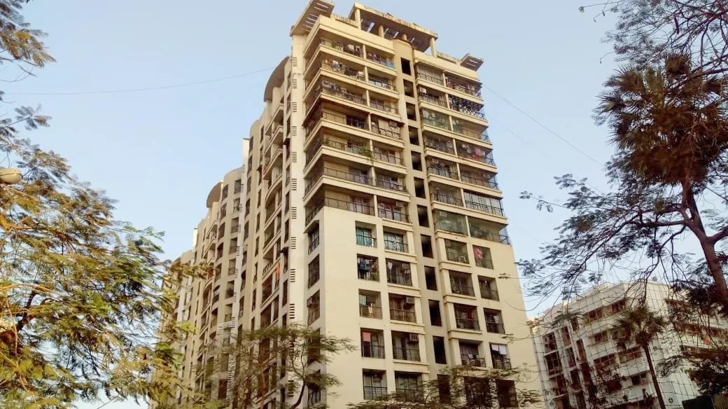 2 Flats on Rent in Lokhandwala Spring Leaf, Kandivali East