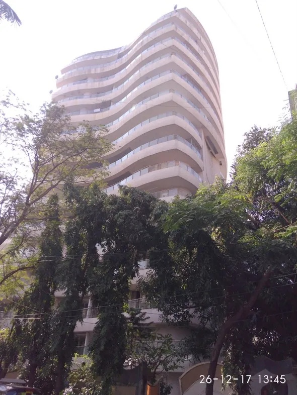 3 Flats for Sale in Supreme Residency, Bandra West