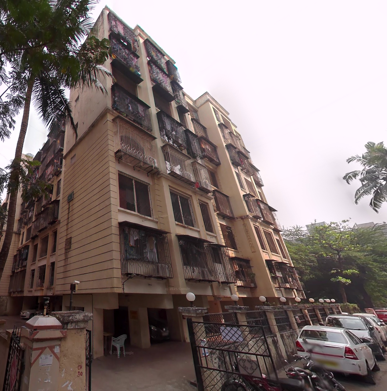 4 BHK Flats for Sale in Vighnaharta, Andheri West