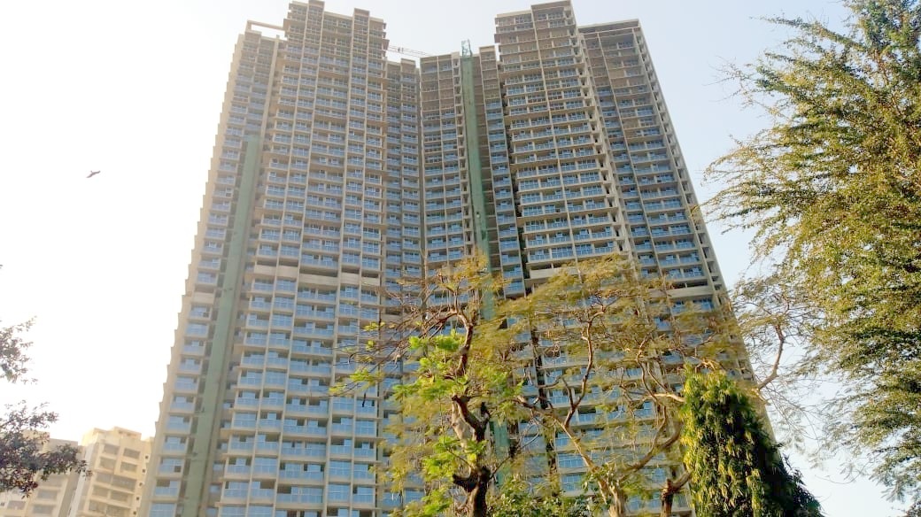 White City, Kandivali East