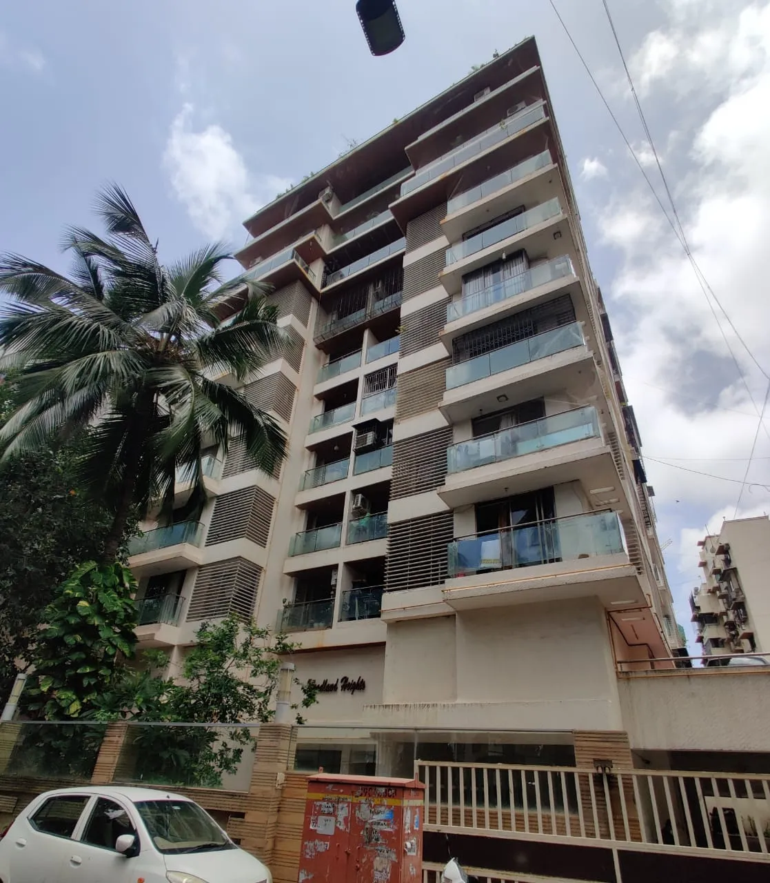 3 BHK Flats on Rent in Woodland heights, Bandra West