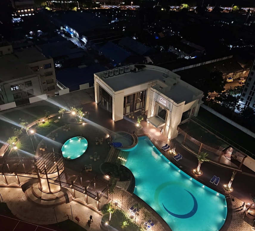 2 BHK Semi Furnished in Celestia Spaces , Sewri - Photo 4