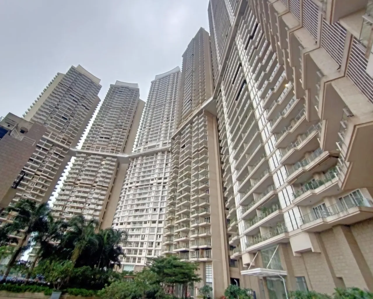 2.5 BHK Crescent Bay Tower 3, Parel — for Sale