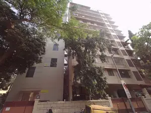 2 BHK 10 Square, Andheri East — for Sale — photo 2 thumbnail