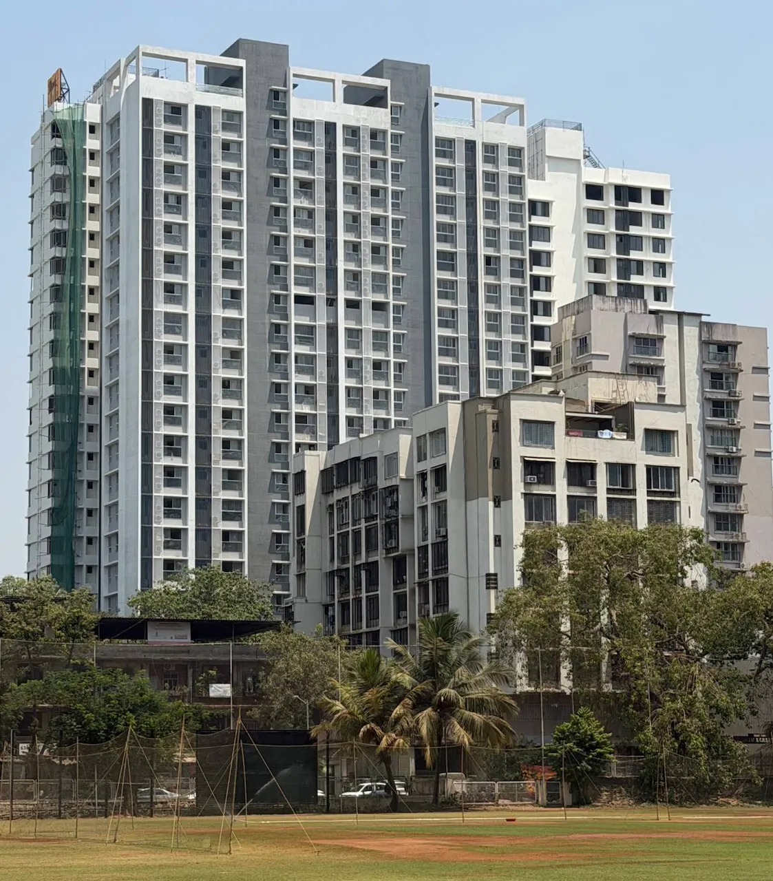 1 BHK Rustomjee Cleon, Bandra East — for Rent