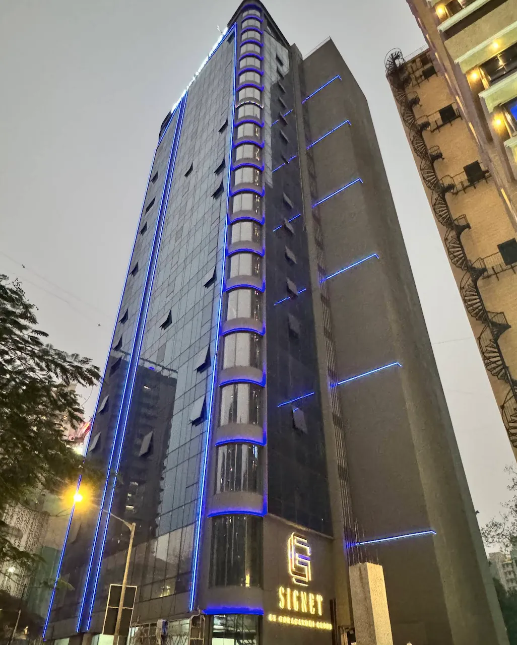 Office Signet, Borivali West — for Rent