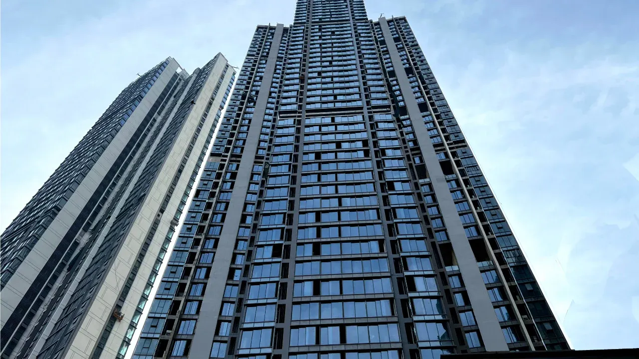 Rustomjee Crown Tower B