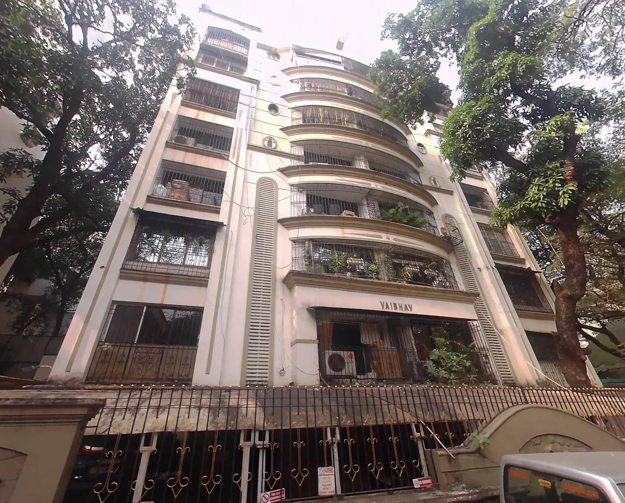 1 - Vaibhav Apartment, Bandra West