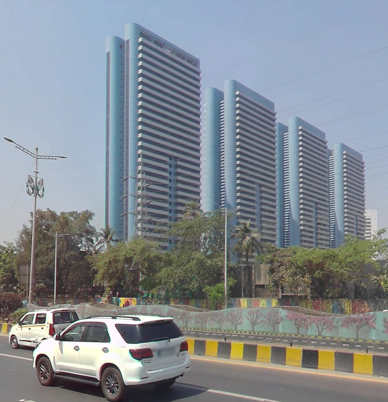 2 BHK Semi Furnished in Godrej Platinum , Vikhroli