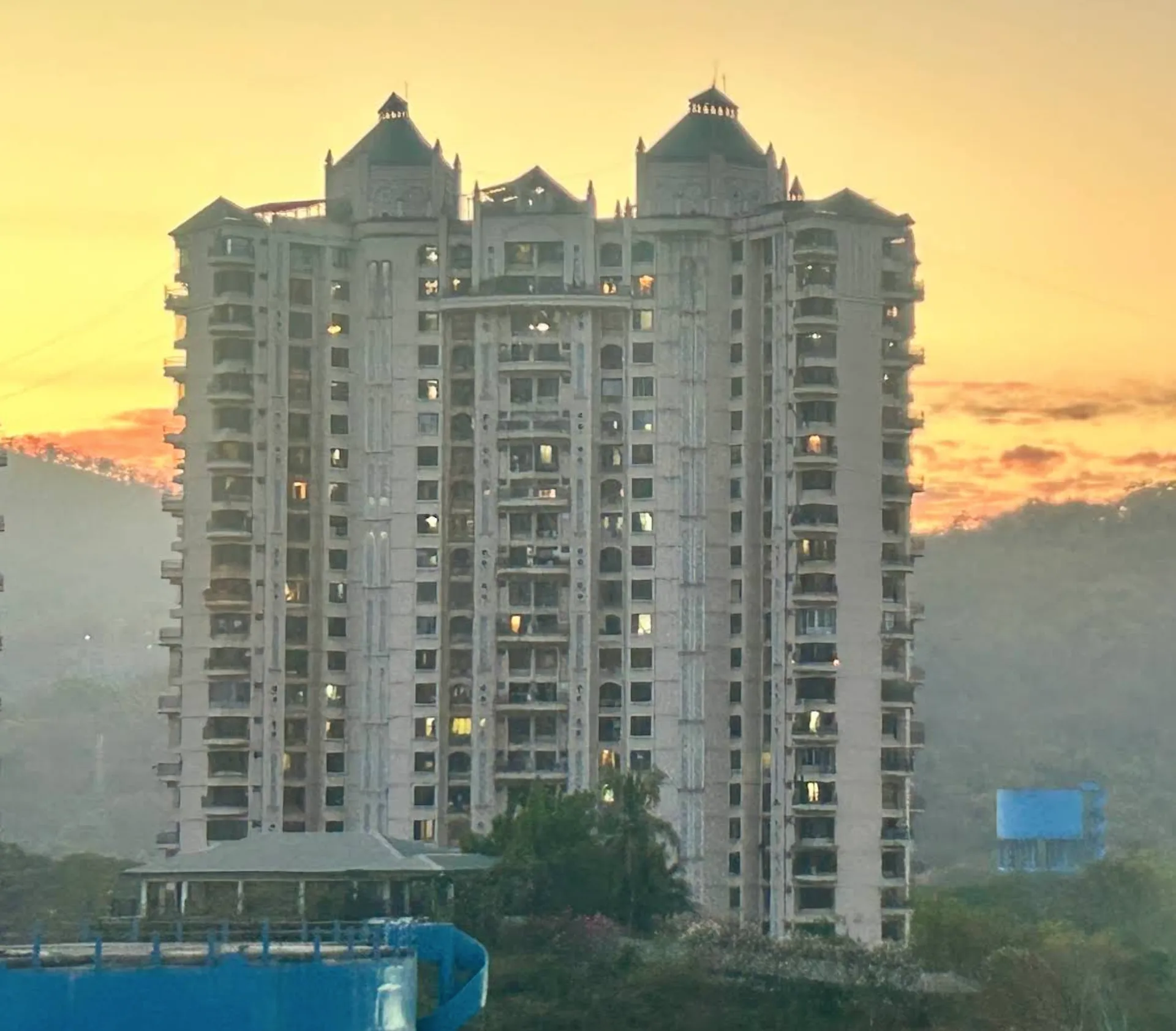 2 BHK Neelkanth Heights, Thane West — for Sale — photo 11