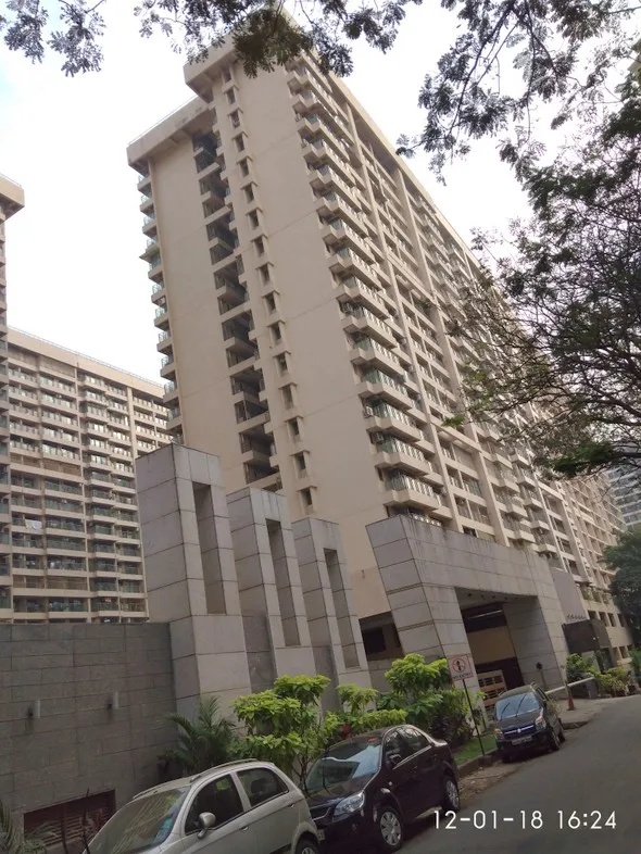 5BHK Flats on Rent in Raheja Vistas, Powai