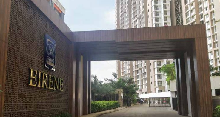 1 BHK Semi Furnished in Runwal Eirene , Thane West