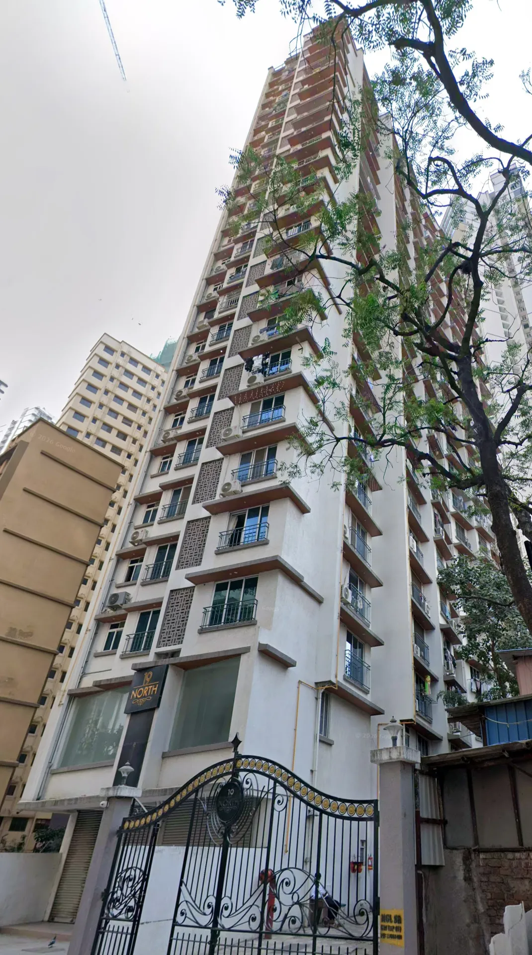 19 North, Kandivali West