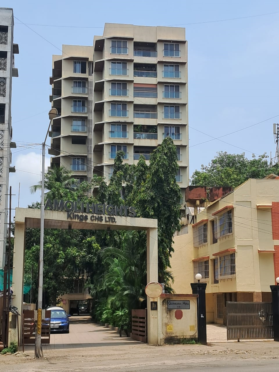 3 Amoli Heights, Santacruz East — for Rent