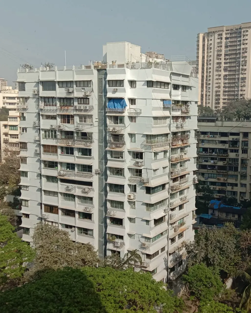 Laxmi Vilas, Nepeansea Road
