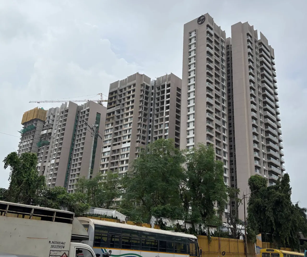 4 BHK Elixir Iora, Powai — for Sale