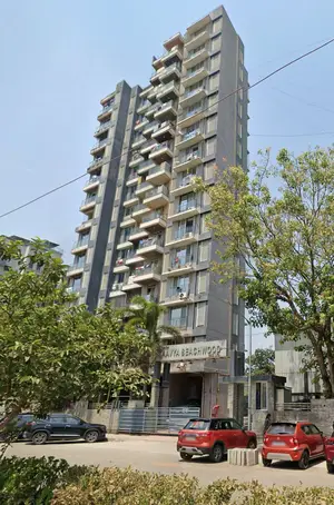 2 BHK Kaavya Beachwood, Kandivali West — for Sale — photo 2 thumbnail