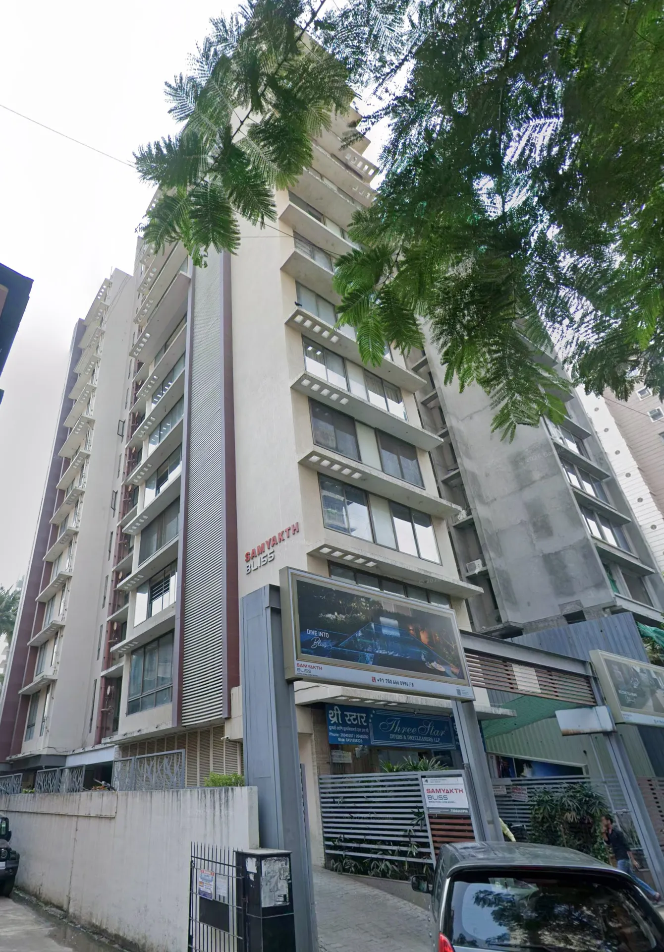 1 Samyukt Bliss, Khar West — for Sale