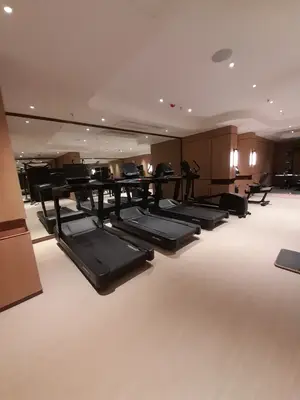 3 BHK Rustomjee Ashiana, Juhu — for Rent — photo 6 thumbnail