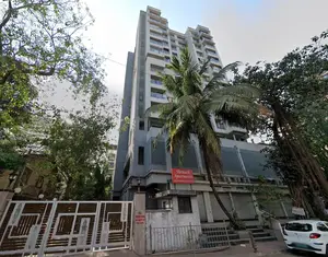 4 BHK Shreenath Apartment, Kandivali West — for Sale — photo 1 thumbnail