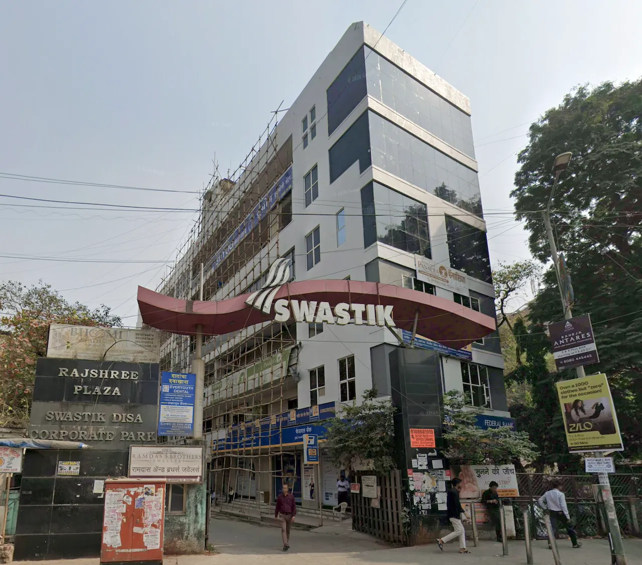 Office Swastik Disa Corporate Park, Ghatkopar West — for Rent — photo 1