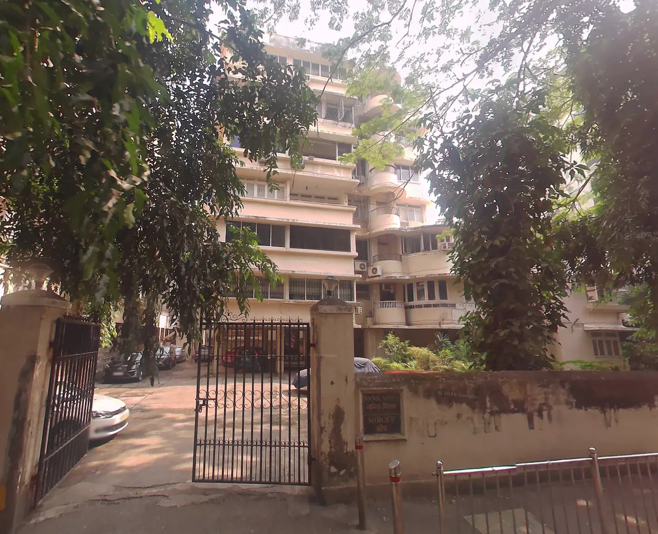 4 Nanak Niwas, Santacruz West — for Sale
