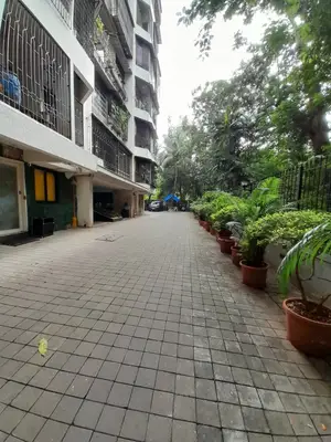 4 BHK Belscot Tower Chs, Andheri West — for Sale — photo 2 thumbnail