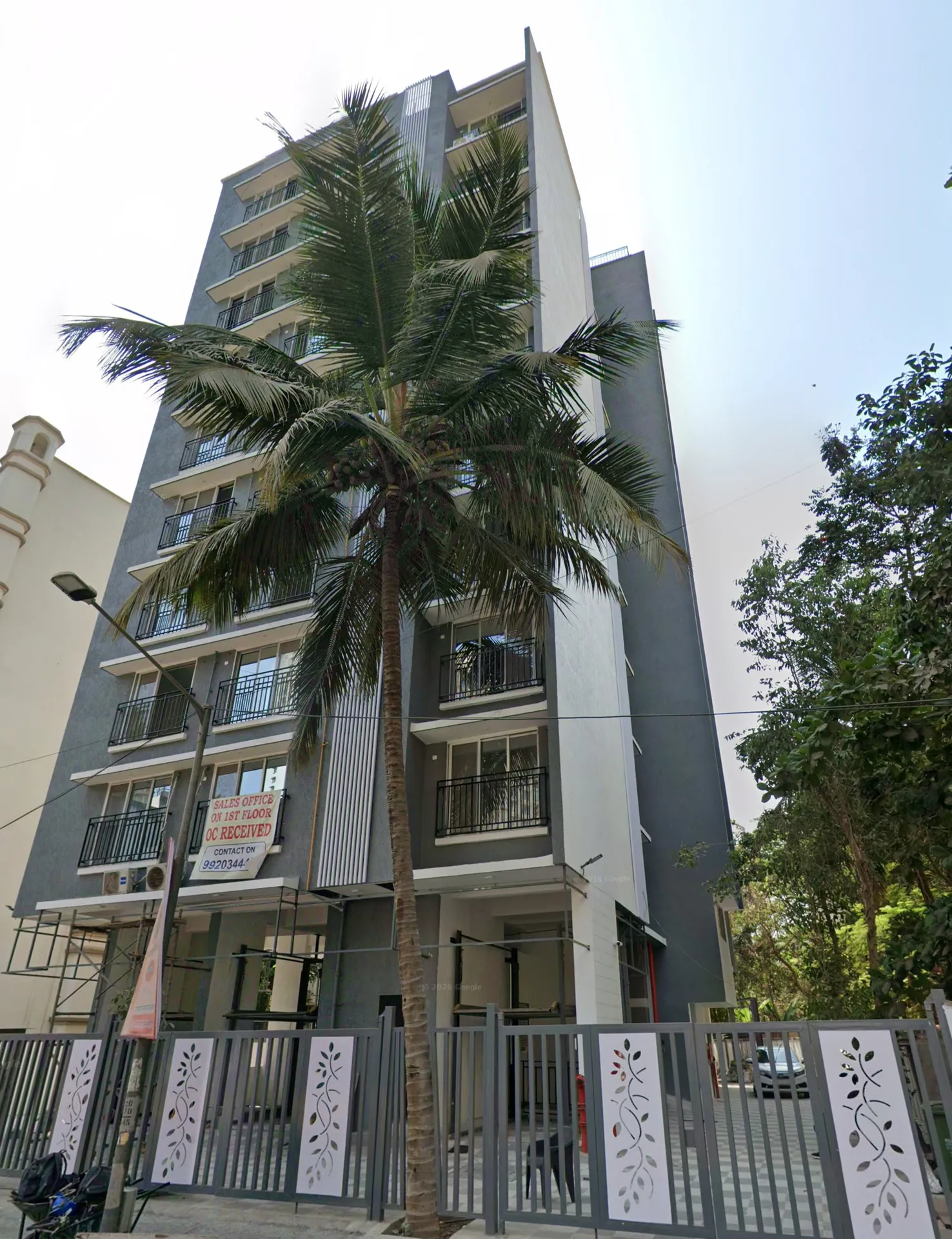 2 BHK Pearl Garden, Malad West — for Rent