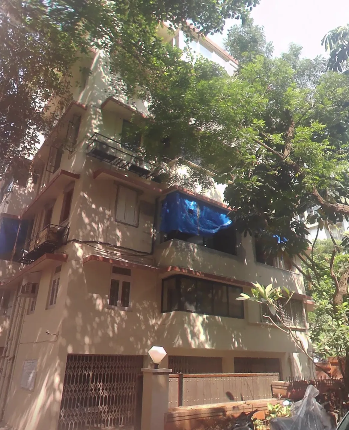 Avillion, Walkeshwar