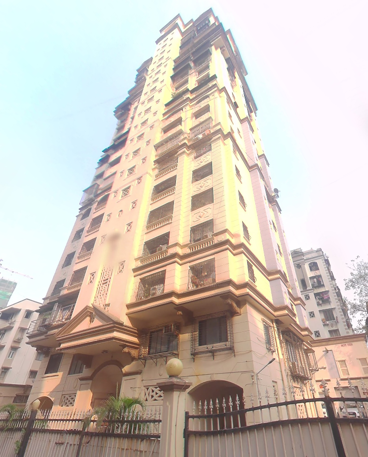 2 BHK Semi Furnished in Akruti Aditya , Grant Road