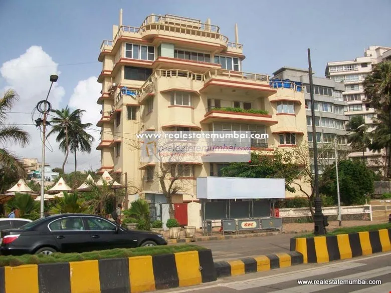 3 BHK Flats on Rent in Link Side, Bandra West