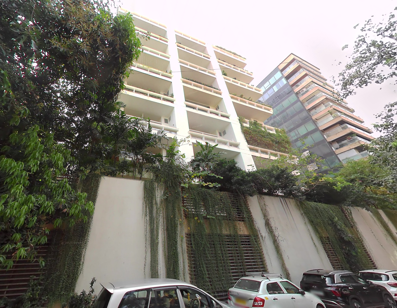 4 BHK Flats on Rent in Narain Terraces, Bandra West