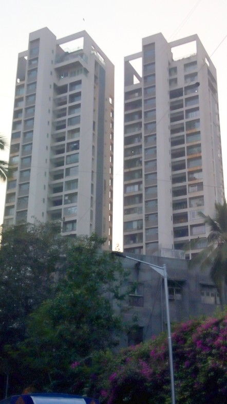 3 BHK Semi Furnished in Siddhivinayak Horizon , Prabhadevi