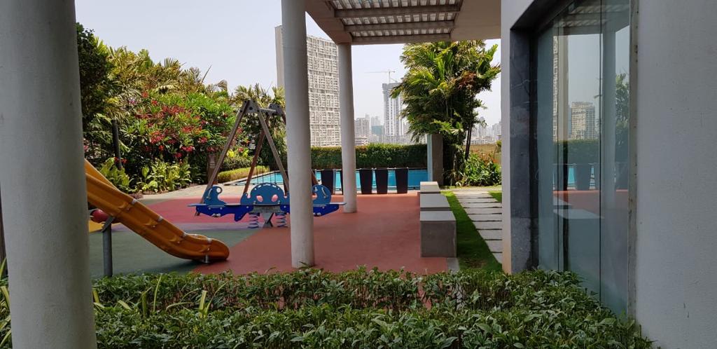 Building17 - Lodha Primero, Mahalaxmi