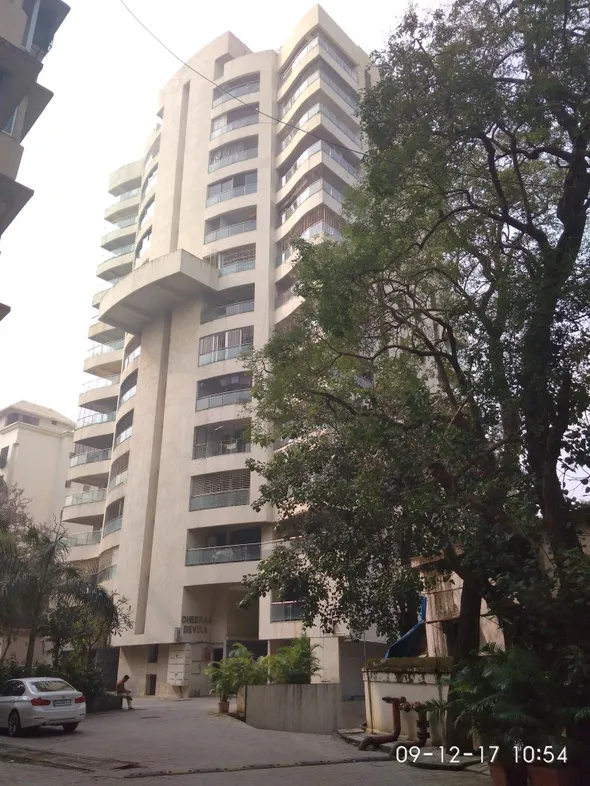 3 BHK Flats for Sale in Dheeraj Devika, Bandra West