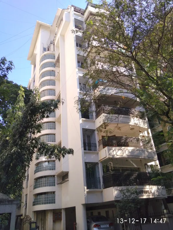 3 BHK Flats on Rent in Daffodils, Bandra West