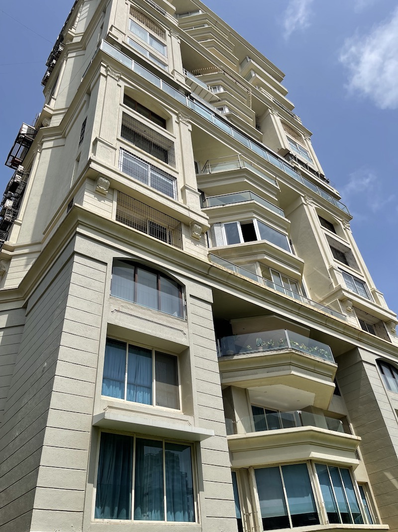 Raheja Sunkist, Bandra West