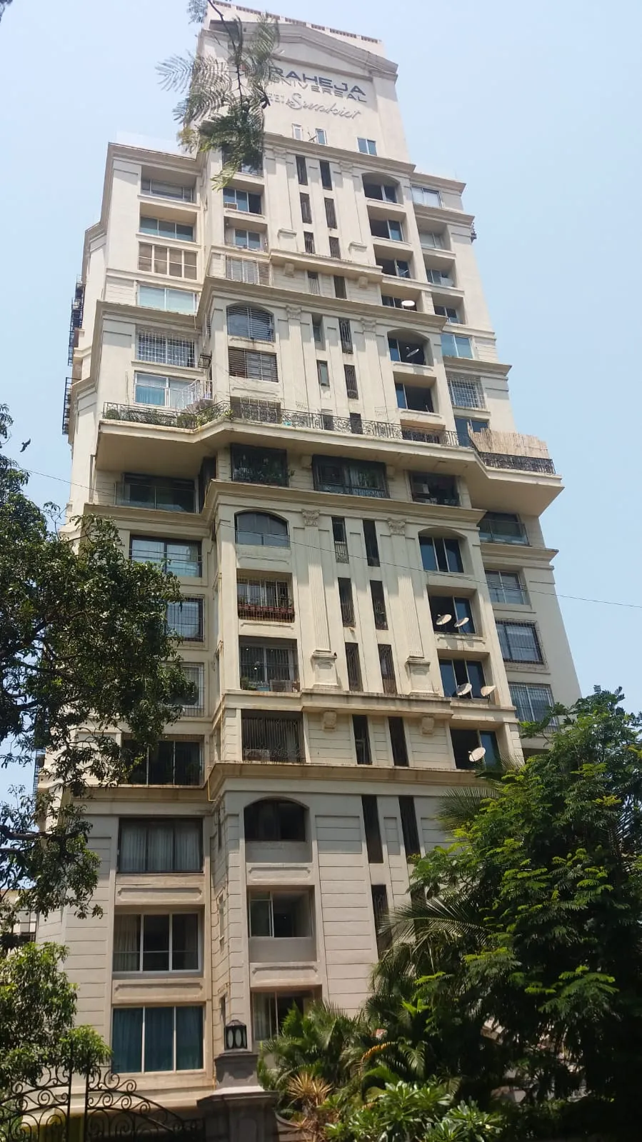 Raheja Sunkist for rent