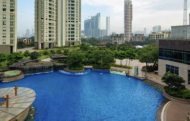 3 BHK Flats for Sale in Raheja Vivarea, Mahalaxmi